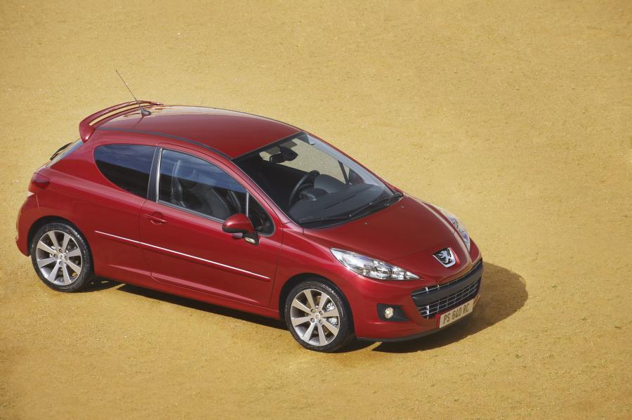  Peugeot 207 RC 2010 года  (фото 19 из 27)